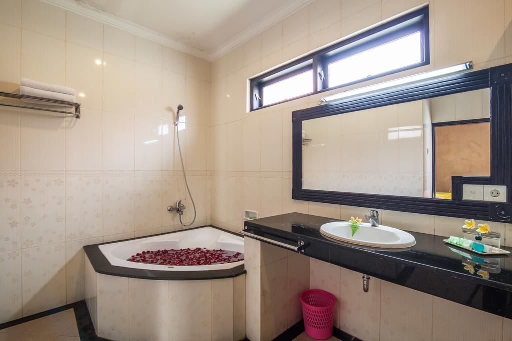 Puri Yuma Hotel دنباسار المظهر الخارجي الصورة